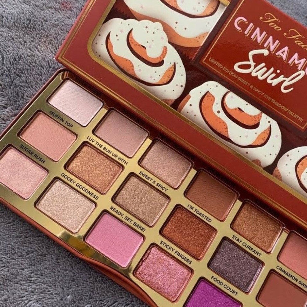 Brand new too faced eyeshadow palette
